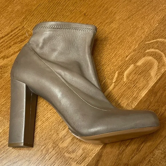 Chloe Grey Heeled Sock Bootie - Picture 3 of 15